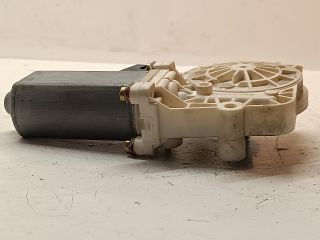 bontott BMW 5 E60 Jobb első Ablakemelő Motor