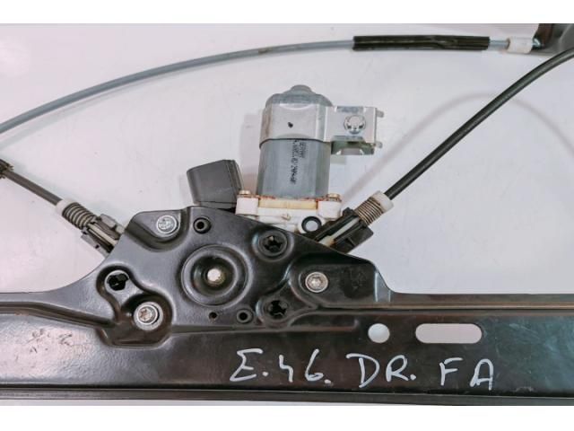 bontott BMW 5 E60 Jobb első Ablakemelő Szerkezet (Elektromos)