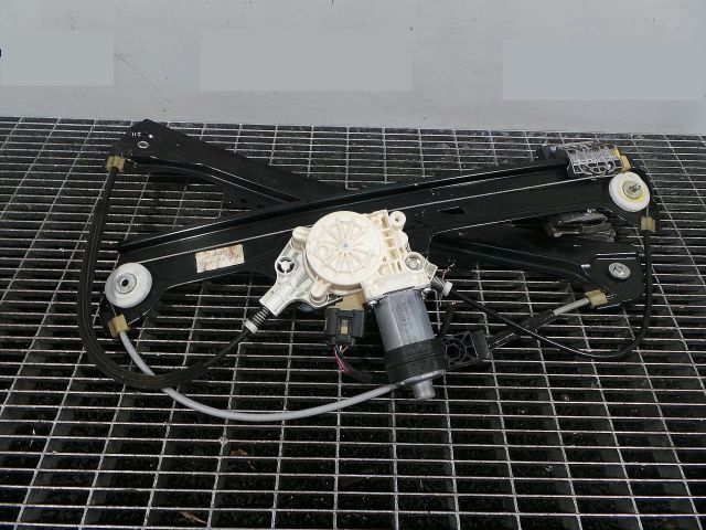 bontott BMW 5 E60 Jobb első Ablakemelő Szerkezet (Elektromos)