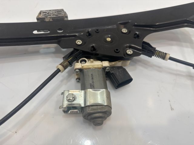 bontott BMW 5 E60 Jobb első Ablakemelő Szerkezet (Elektromos)