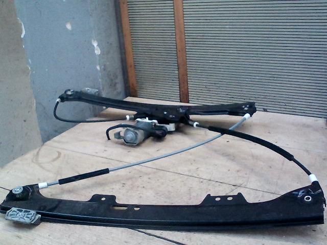 bontott BMW 5 E60 Jobb első Ablakemelő Szerkezet (Elektromos)