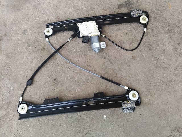 bontott BMW 5 E60 Jobb első Ablakemelő Szerkezet (Elektromos)