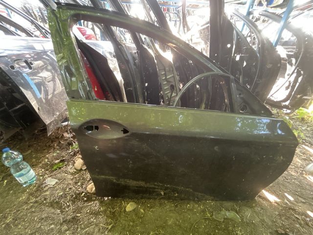 bontott BMW 5 E60 Jobb első Ajtó (Üres lemez)