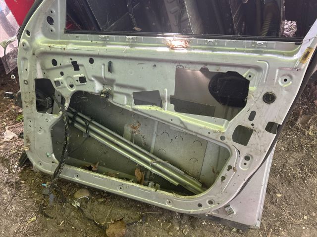 bontott BMW 5 E60 Jobb első Ajtó (Üres lemez)