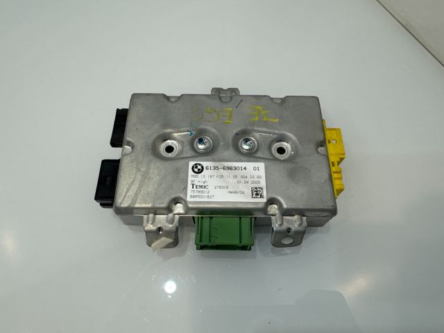 bontott BMW 5 E60 Jobb első Ajtó Vezérlőegység