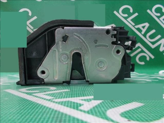 bontott BMW 5 E60 Jobb első Ajtózár