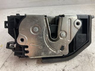 bontott BMW 5 E60 Jobb első Ajtózár