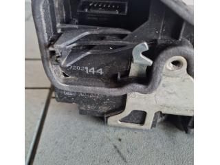 bontott BMW 5 E60 Jobb első Ajtózár