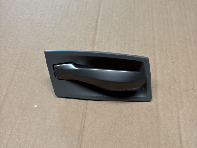 bontott BMW 5 E60 Jobb első Belső Kilincs