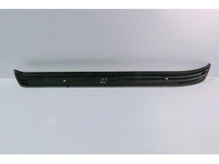 bontott BMW 5 E60 Jobb első Belső Küszöb Burkolat