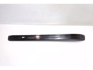 bontott BMW 5 E60 Jobb első Belső Küszöb Burkolat