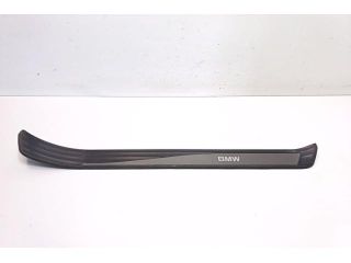 bontott BMW 5 E60 Jobb első Belső Küszöb Burkolat