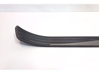 bontott BMW 5 E60 Jobb első Belső Küszöb Burkolat