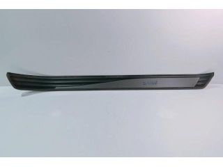 bontott BMW 5 E60 Jobb első Belső Küszöb Burkolat