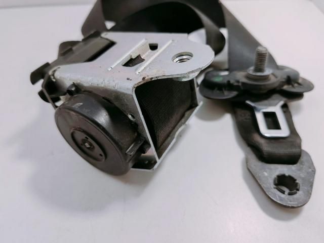 bontott BMW 5 E60 Jobb első Biztonsági Öv