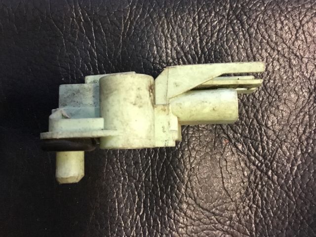 bontott BMW 5 E60 Jobb első Oldal Ütközés Érzékelő