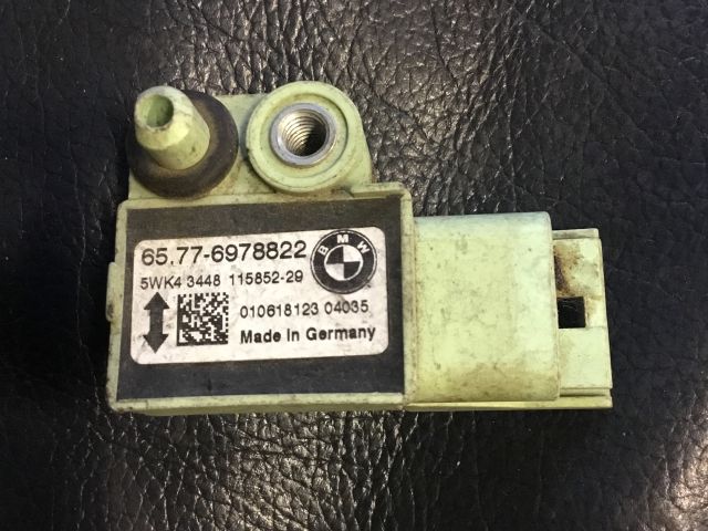 bontott BMW 5 E60 Jobb első Oldal Ütközés Érzékelő