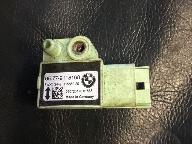 bontott BMW 5 E60 Jobb első Oldal Ütközés Érzékelő