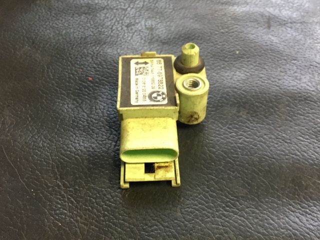 bontott BMW 5 E60 Jobb első Oldal Ütközés Érzékelő