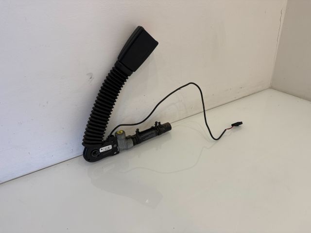 bontott BMW 5 E60 Jobb első Övfeszítő