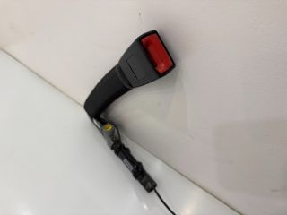 bontott BMW 5 E60 Jobb első Övfeszítő