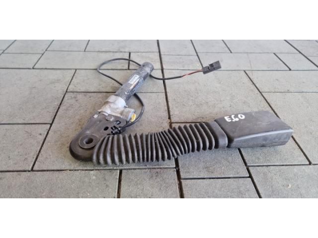 bontott BMW 5 E60 Jobb első Övfeszítő