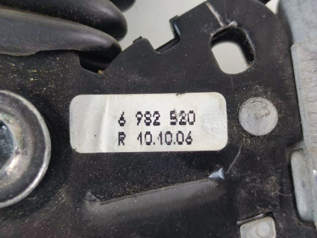 bontott BMW 5 E60 Jobb első Övfeszítő