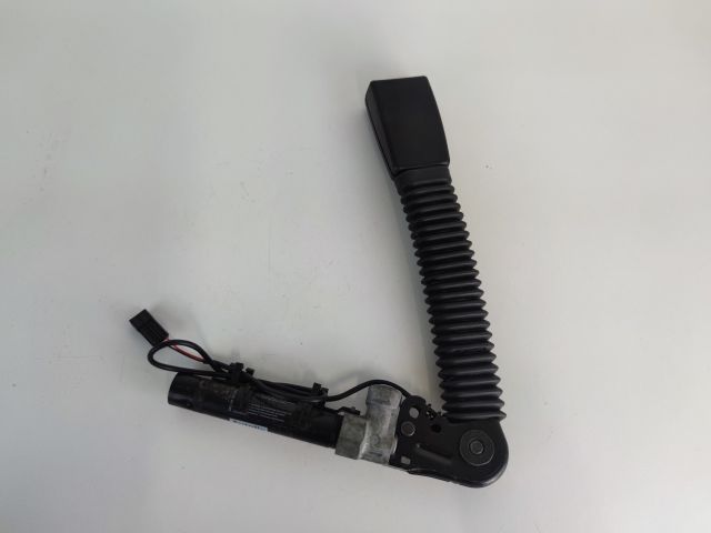 bontott BMW 5 E60 Jobb első Övfeszítő