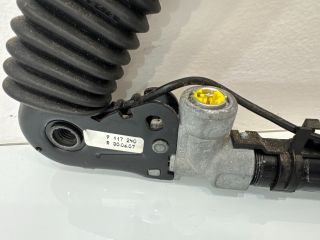 bontott BMW 5 E60 Jobb első Övfeszítő