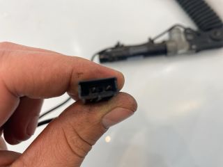 bontott BMW 5 E60 Jobb első Övfeszítő