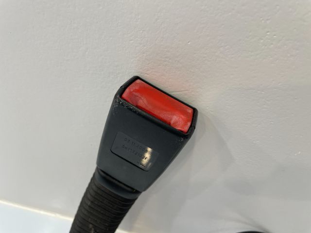 bontott BMW 5 E60 Jobb első Övfeszítő