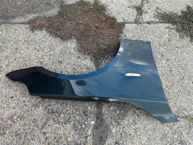 bontott BMW 5 E60 Jobb első Sárvédő