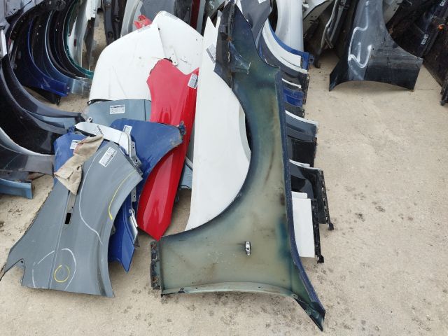 bontott BMW 5 E60 Jobb első Sárvédő