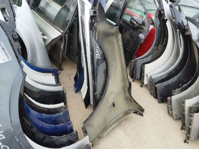 bontott BMW 5 E60 Jobb első Sárvédő