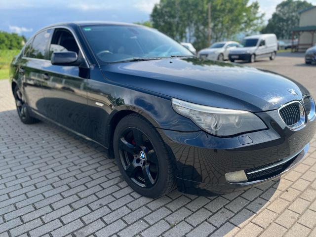 bontott BMW 5 E60 Jobb első Zsanér