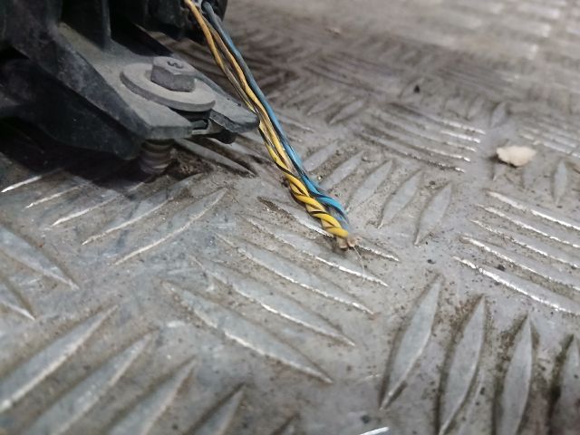 bontott BMW 5 E60 Jobb Fényszóró