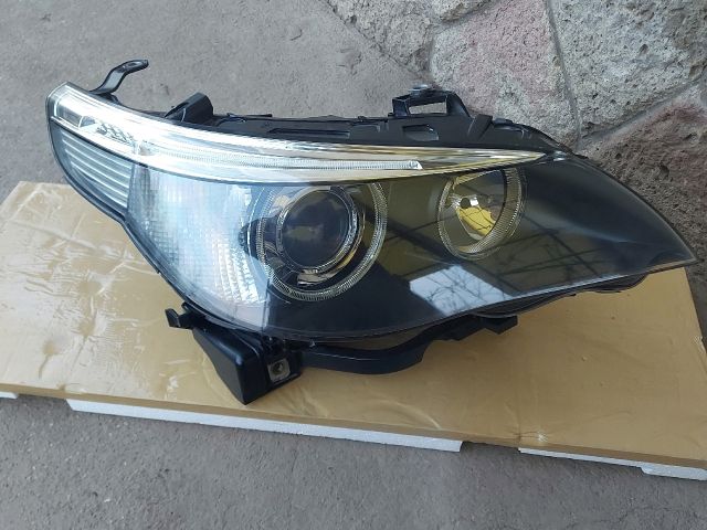 bontott BMW 5 E60 Jobb Fényszóró