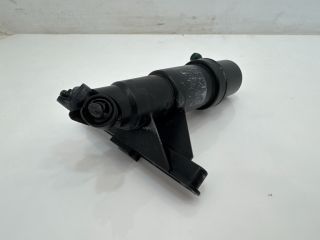 bontott BMW 5 E60 Jobb Fényszórómosó Fúvóka