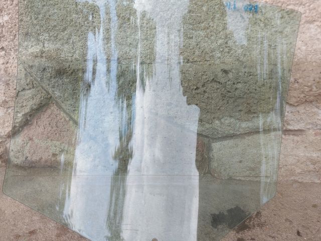 bontott BMW 5 E60 Jobb hátsó Ablak