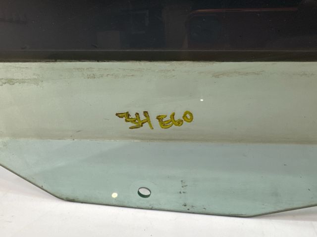 bontott BMW 5 E60 Jobb hátsó Ablak