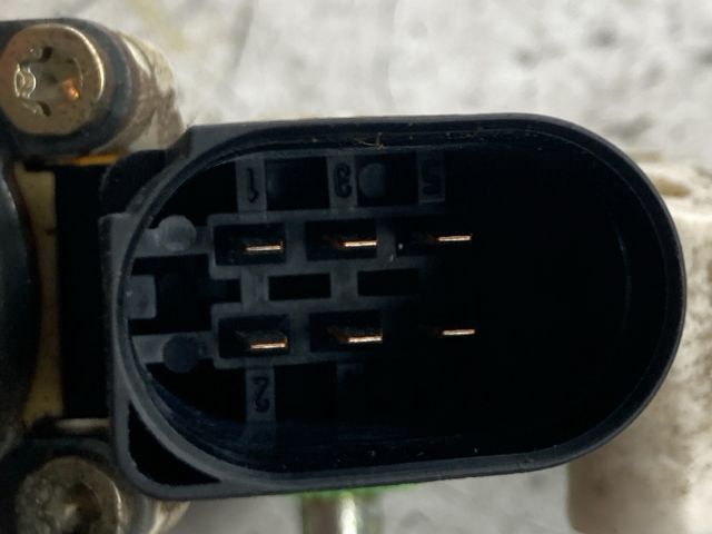 bontott BMW 5 E60 Jobb hátsó Ablakemelő Motor