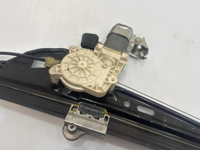 bontott BMW 5 E60 Jobb hátsó Ablakemelő Szerkezet (Elektromos)