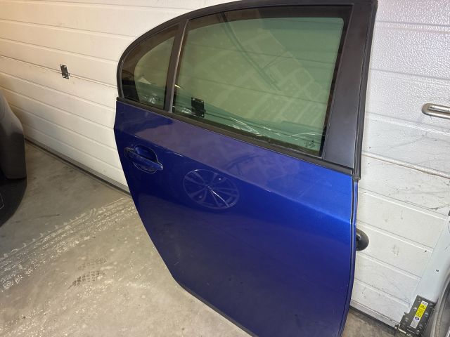 bontott BMW 5 E60 Jobb hátsó Ajtó (Üres lemez)