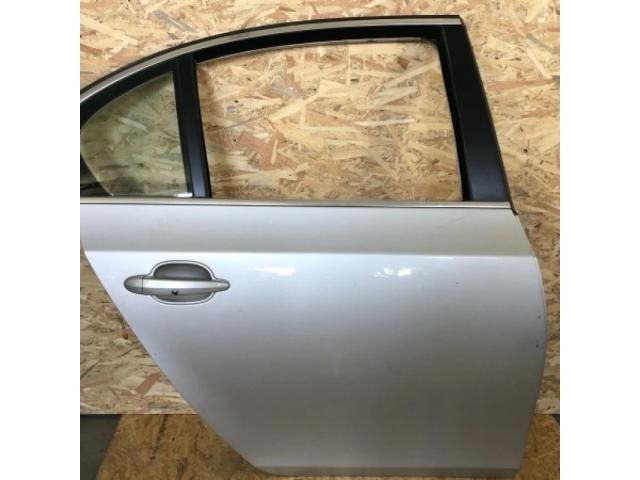 bontott BMW 5 E60 Jobb hátsó Ajtó (Üres lemez)