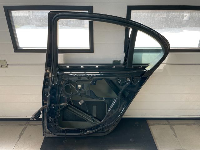 bontott BMW 5 E60 Jobb hátsó Ajtó (Üres lemez)