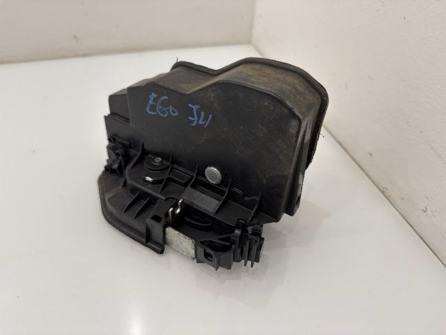 bontott BMW 5 E60 Jobb hátsó Ajtózár