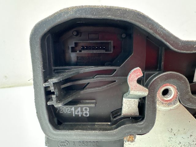 bontott BMW 5 E60 Jobb hátsó Ajtózár