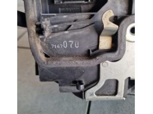 bontott BMW 5 E60 Jobb hátsó Ajtózár