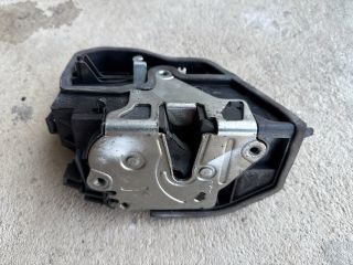 bontott BMW 5 E60 Jobb hátsó Ajtózár