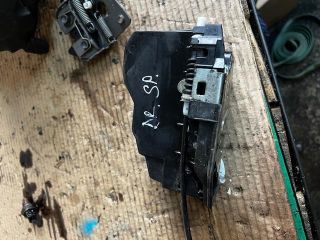 bontott BMW 5 E60 Jobb hátsó Ajtózár